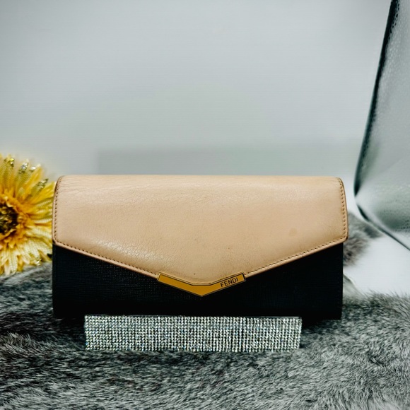 Fendi 2 Jours Leather Long Wallet - Picture 15 of 16